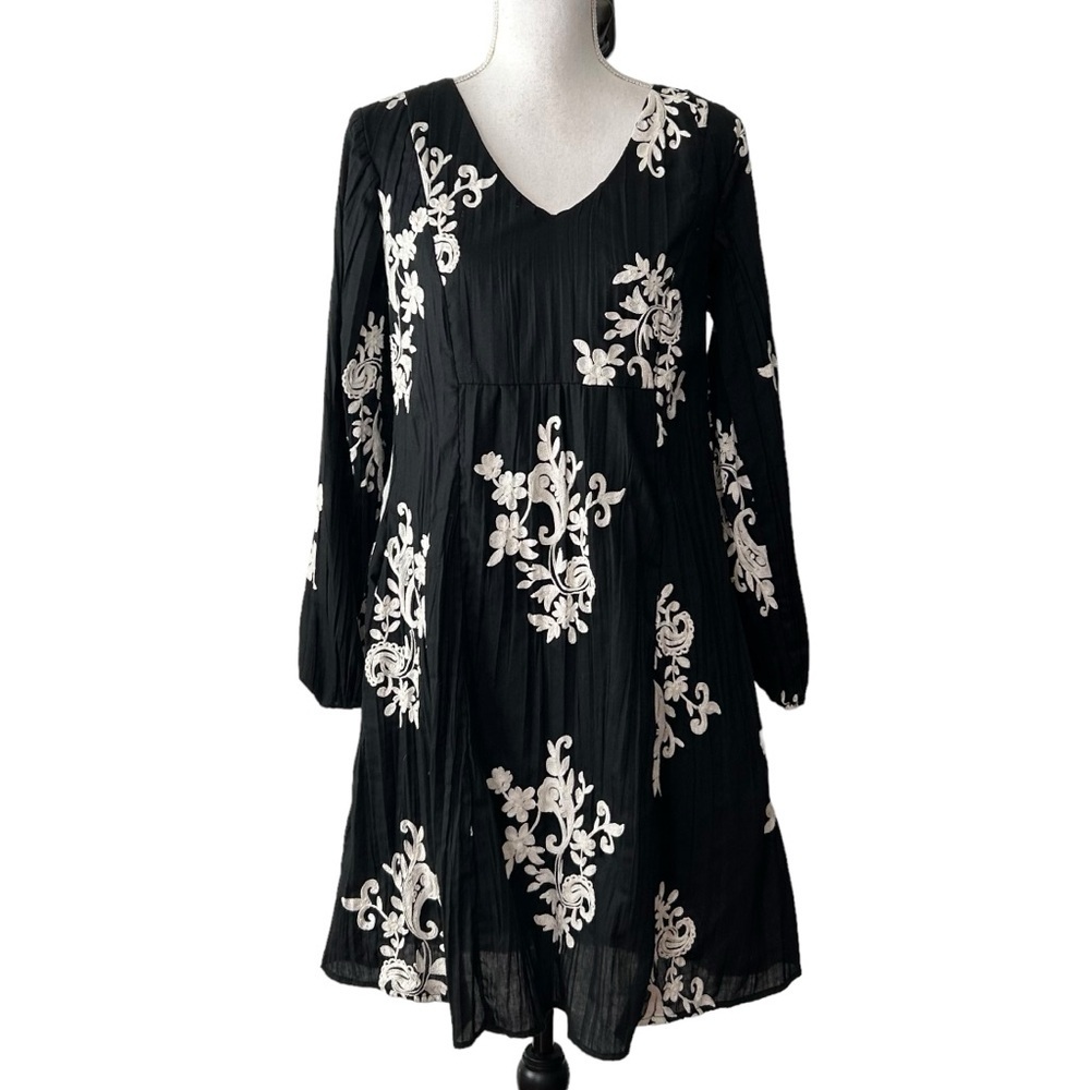 Westport V‎ Neck Long Sleeve Boho Embroidered Dress Women’s Sz XS Black White